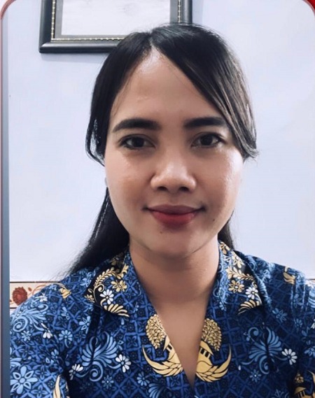 Ni Komang Tri Purwaningsih, S.Pd