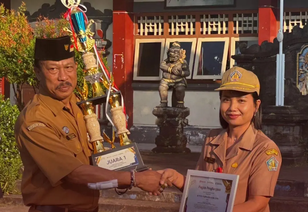 Juara 1 - Menulis Cerpen Kategori Guru & Kepala Sekolah