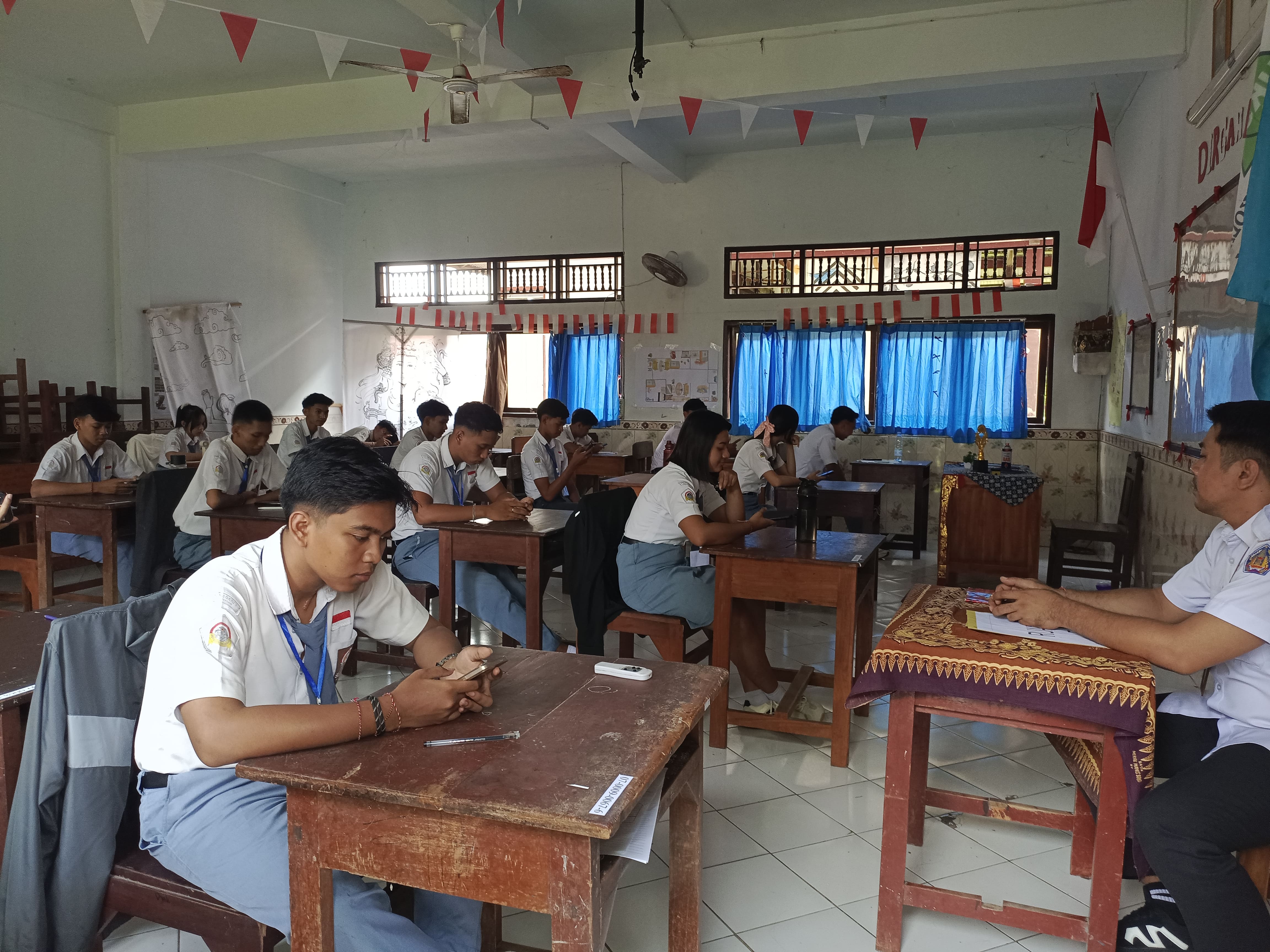 Pelaksanaan Ujian Sekolah Peserta Didik Kelas 12
