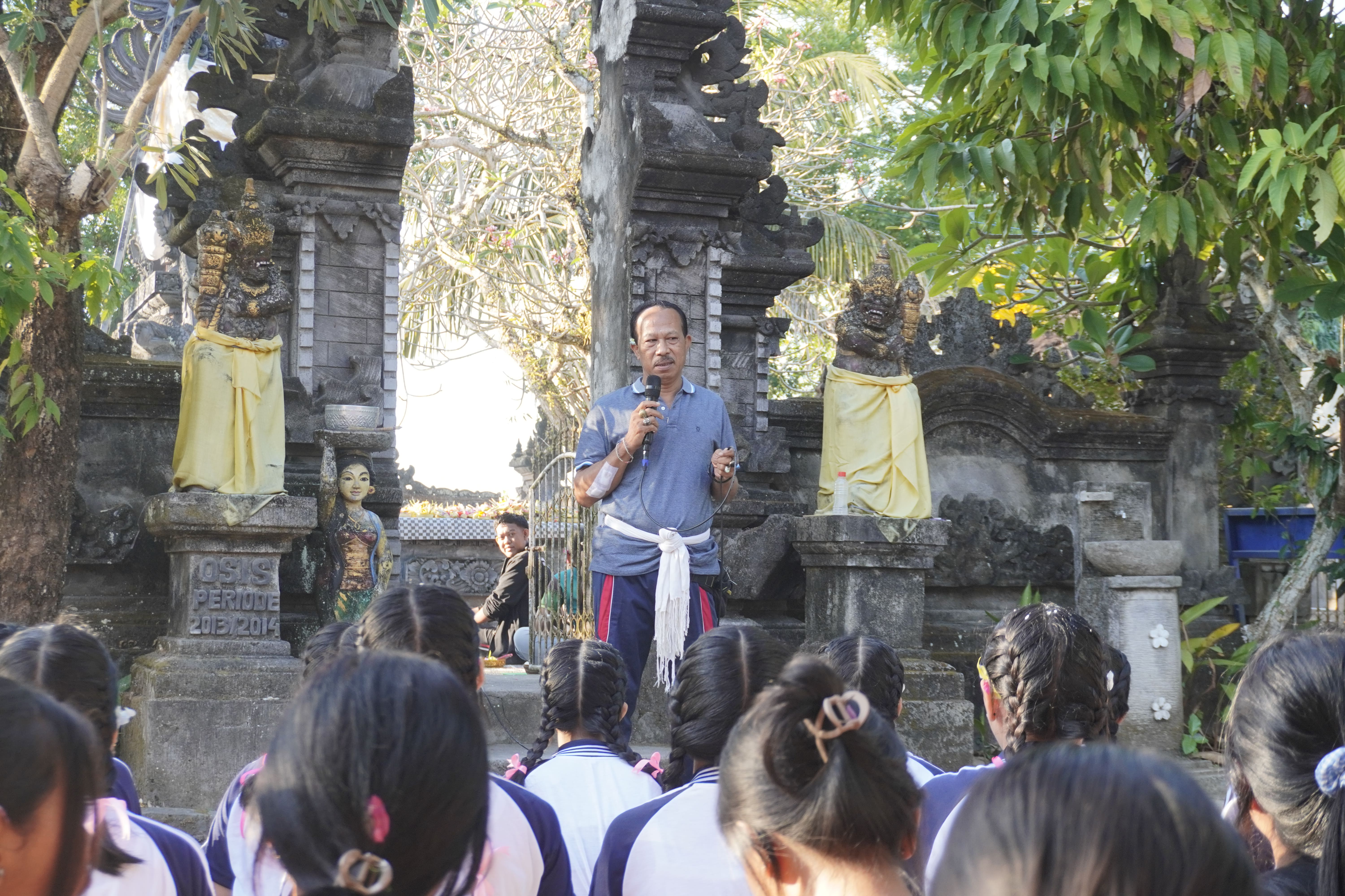 Hari Kedua MPLS Ramah SMA Negeri 1 Pekutatan Tahun Ajaran 2026/2027